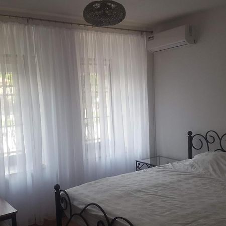 Apartmani Zaara SJJ Exterior foto