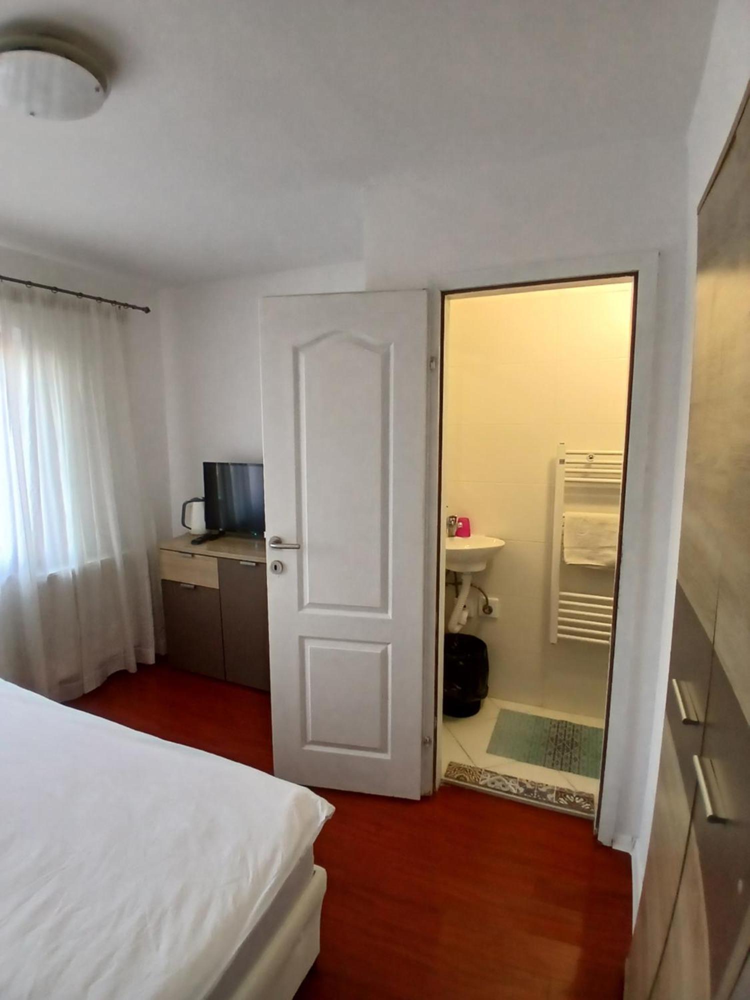 Apartmani Zaara SJJ Exterior foto